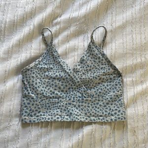 brandy melville top!🌸